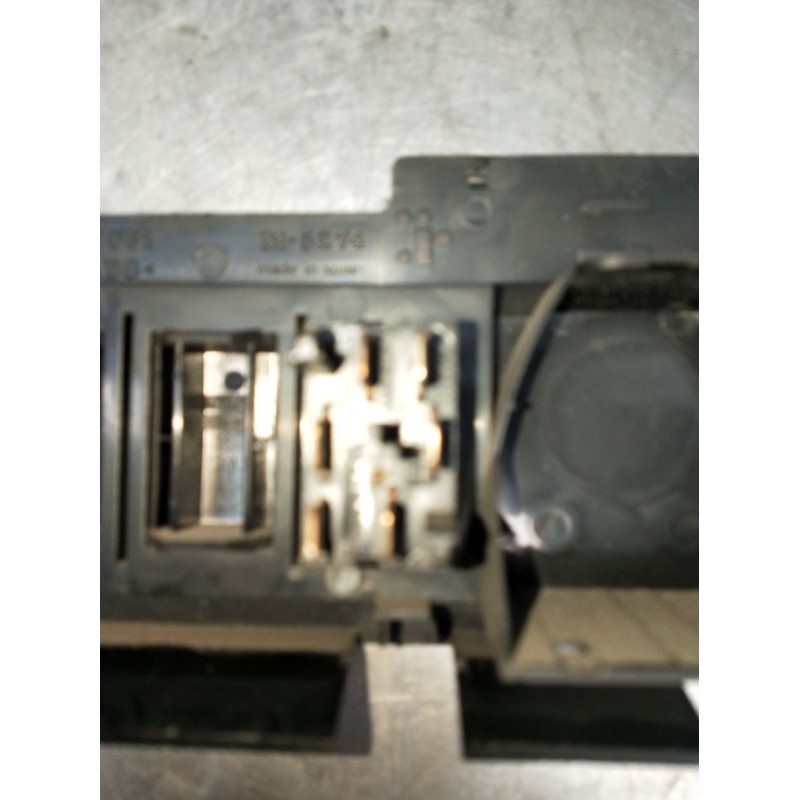 Recambio de mando elevalunas delantero izquierdo para seat ibiza ii (6k1) 1.8 i referencia OEM IAM 6K0857061  1993