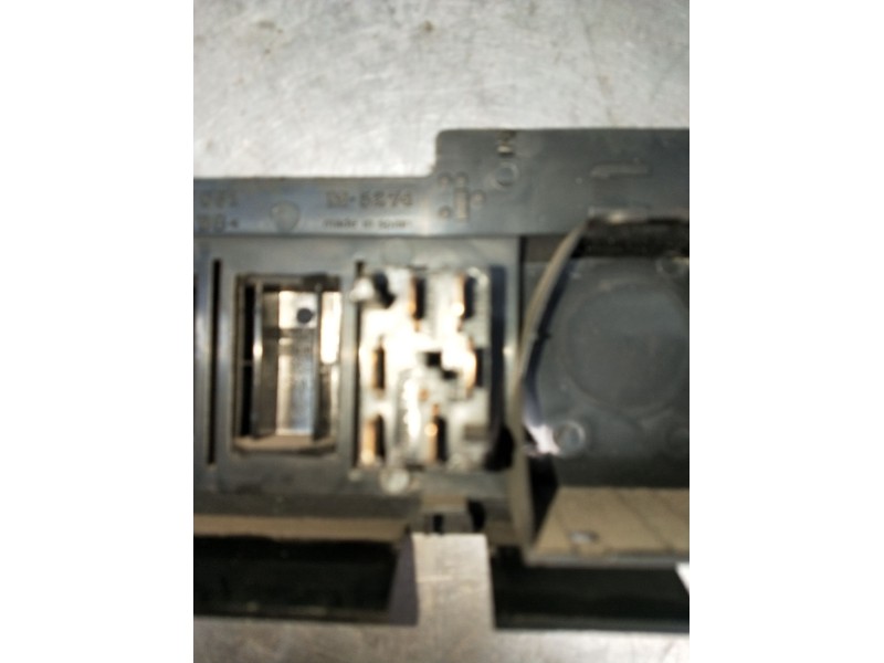 Recambio de mando elevalunas delantero izquierdo para seat ibiza ii (6k1) 1.8 i referencia OEM IAM 6K0857061  1993