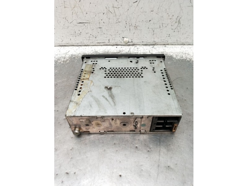 Recambio de sistema audio / radio cd para opel combo furgoneta/monovolumen 1.7 di 16v referencia OEM IAM 90532620  2001