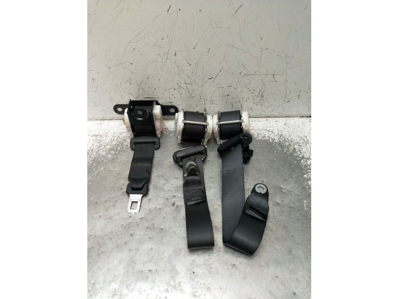 Recambio de juego cinturones trasero para nissan almera ii hatchback (n16) 2.2 dci referencia OEM IAM  5P 2002