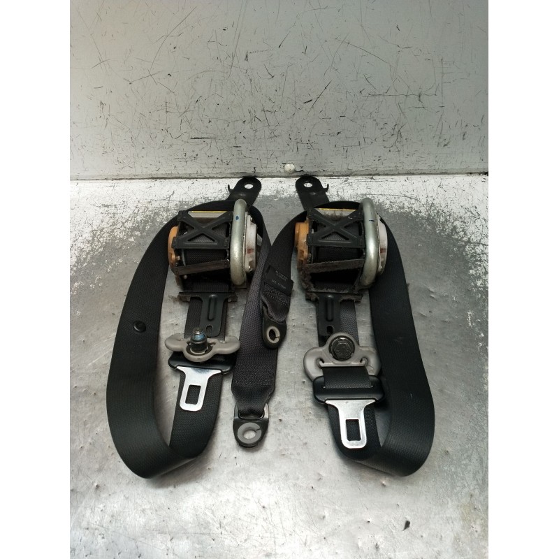 Recambio de juego cinturones delantero para nissan almera ii hatchback (n16) 2.2 dci referencia OEM IAM  5P 2002