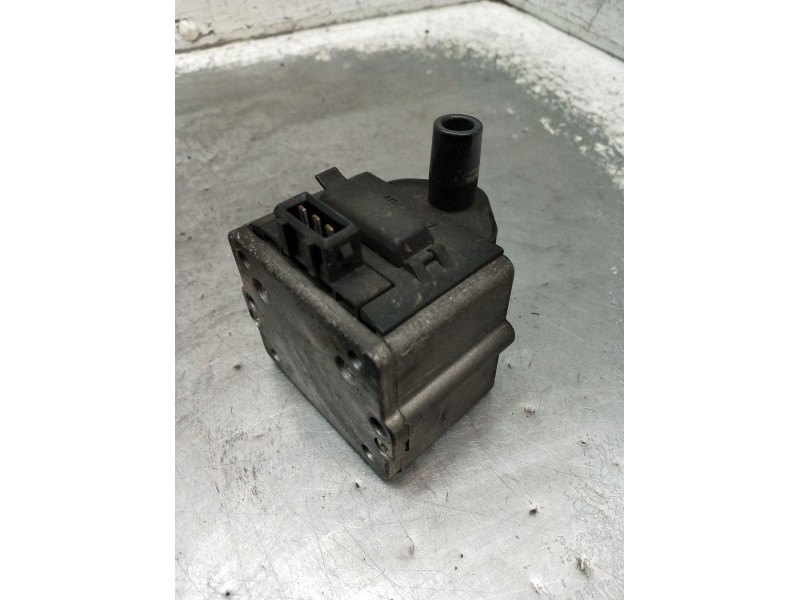 Recambio de caja precalentamiento para seat ibiza ii (6k1) 1.8 i referencia OEM IAM 867905104A  1993