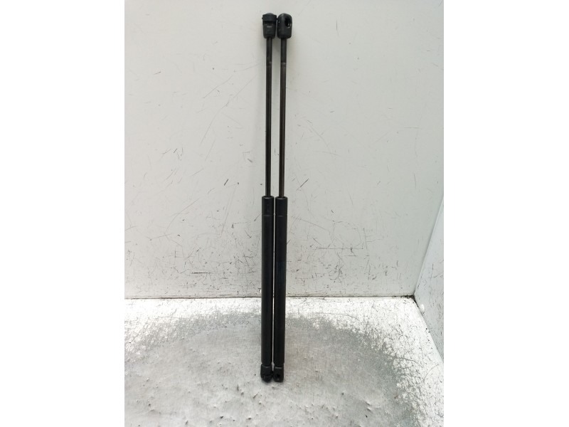 Recambio de amortiguadores maletero / porton para nissan almera ii hatchback (n16) 2.2 dci referencia OEM IAM 904450BM400  2002