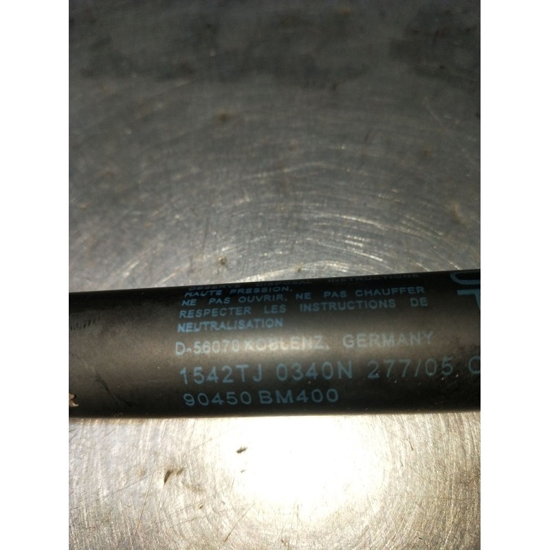 Recambio de amortiguadores maletero / porton para nissan almera ii hatchback (n16) 2.2 dci referencia OEM IAM 904450BM400  2002