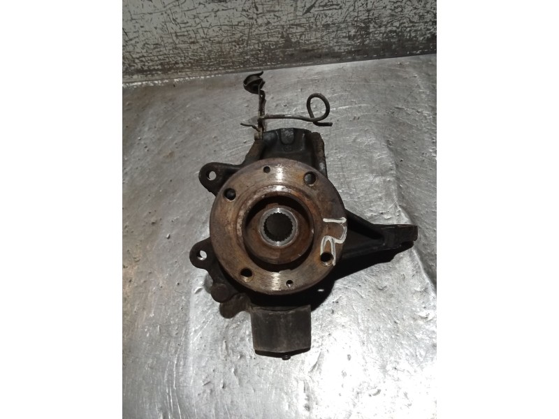 Recambio de mangueta delantera izquierda para citroën bx (xb-_) 14 e referencia OEM IAM   