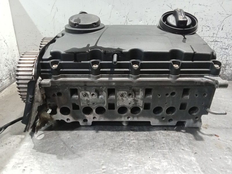 Recambio de culata para audi a4 b7 (8ec) 2.0 tdi 16v referencia OEM IAM 03G103373A BRE 05