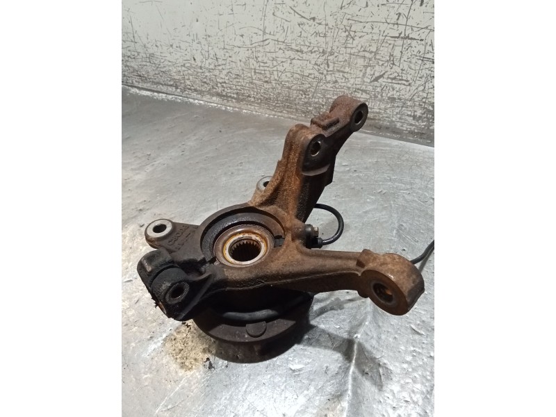 Recambio de mangueta delantera derecha para ford fiesta vi (cb1, ccn) 1.6 tdci referencia OEM IAM   08