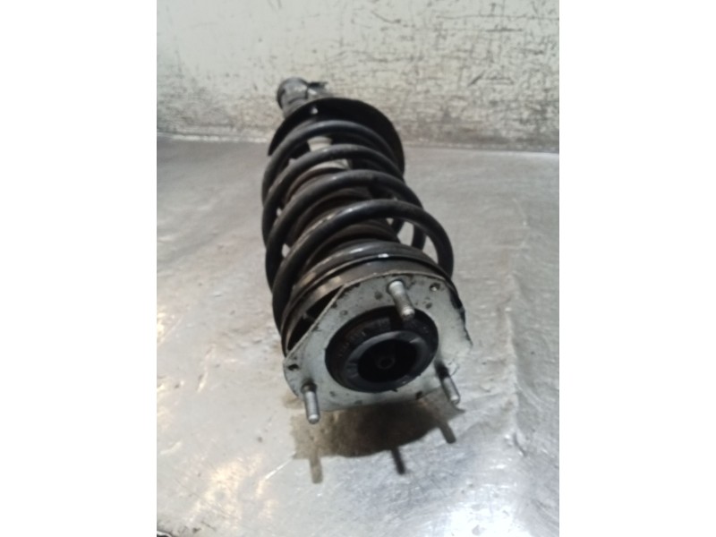 Recambio de amortiguador delantero izquierdo para ford fiesta vi (cb1, ccn) 1.6 tdci referencia OEM IAM 8V5118K001CC  00