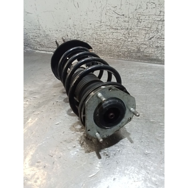 Recambio de amortiguador delantero derecho para ford fiesta vi (cb1, ccn) 1.6 tdci referencia OEM IAM 6V5118045CC  08
