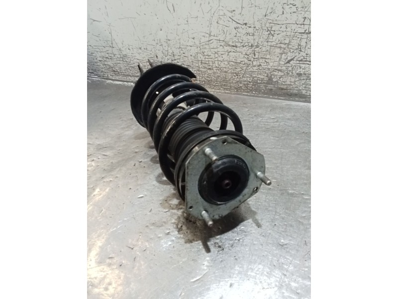 Recambio de amortiguador delantero derecho para ford fiesta vi (cb1, ccn) 1.6 tdci referencia OEM IAM 6V5118045CC  08