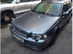 volvo v40 familiar del año 2003