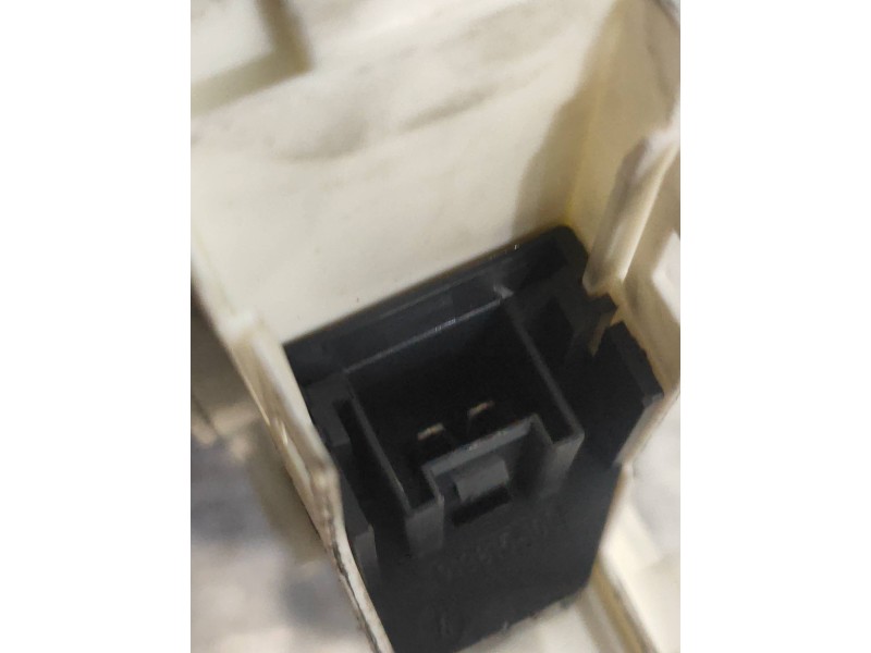 Recambio de elevalunas delantero derecho para skoda suberb (3t4) exclusive referencia OEM IAM 8K0959802A 1101965575200 3T0837462