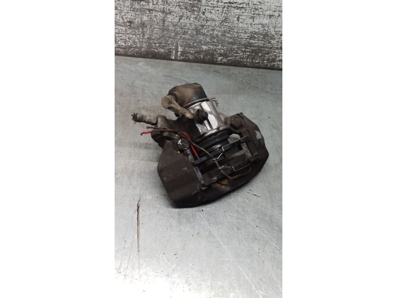 Recambio de pinza freno delantera derecha para citroën bx (xb-_) 14 e referencia OEM IAM  BENDIX 83