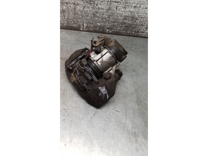 Recambio de pinza freno delantera derecha para citroën bx (xb-_) 14 e referencia OEM IAM  BENDIX 83