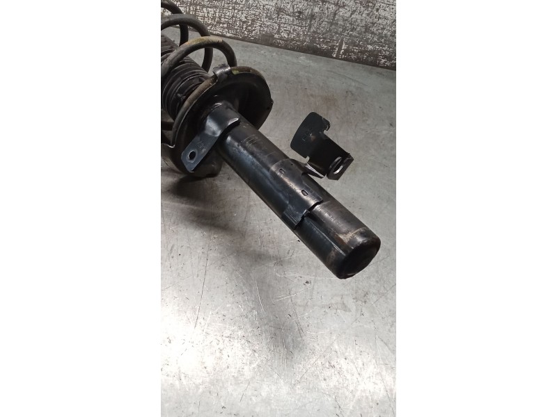 Recambio de amortiguador delantero izquierdo para ford focus c-max (dm2) 1.6 tdci referencia OEM IAM   03