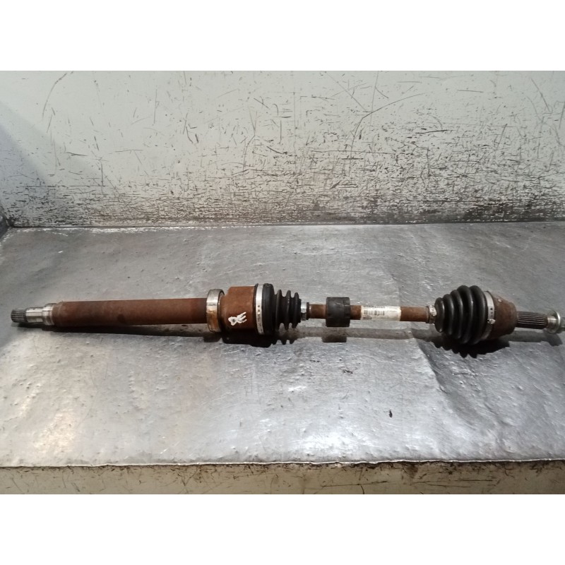 Recambio de transmision delantera derecha para ford fiesta vi (cb1, ccn) 1.6 tdci referencia OEM IAM   08