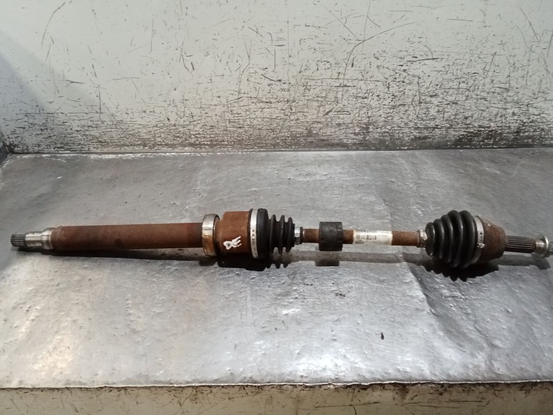Recambio de transmision delantera derecha para ford fiesta vi (cb1, ccn) 1.6 tdci referencia OEM IAM   08