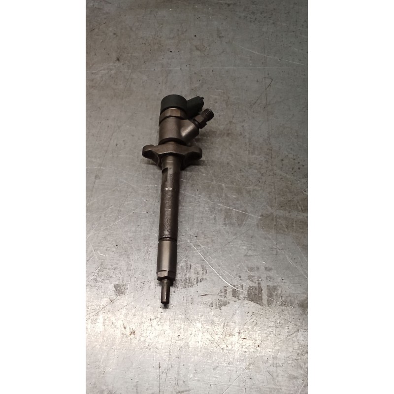 Recambio de inyector para ford focus c-max (dm2) 1.6 tdci referencia OEM IAM 0445110188 892080 BOSCH