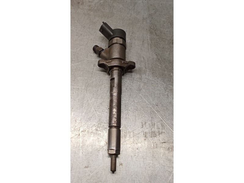 Recambio de inyector para ford focus c-max (dm2) 1.6 tdci referencia OEM IAM 0445110188 892080 BOSCH