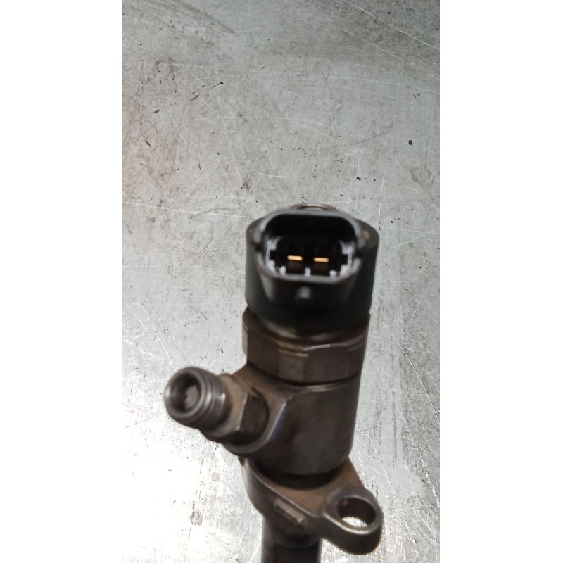 Recambio de inyector para ford focus c-max (dm2) 1.6 tdci referencia OEM IAM 0445110188 892080 BOSCH