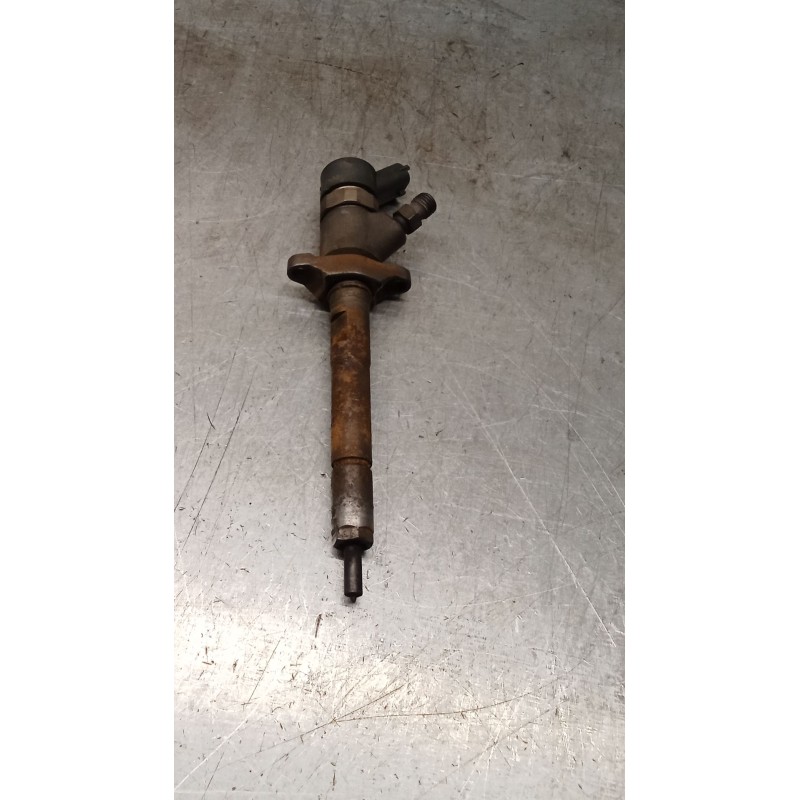 Recambio de inyector para ford focus c-max (dm2) 1.6 tdci referencia OEM IAM 0445110188 892080 BOSCH