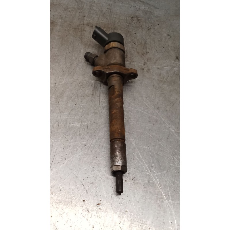 Recambio de inyector para ford focus c-max (dm2) 1.6 tdci referencia OEM IAM 0445110188 892080 BOSCH