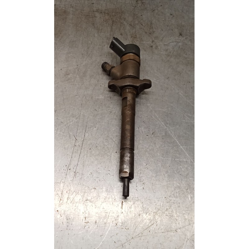 Recambio de inyector para ford focus c-max (dm2) 1.6 tdci referencia OEM IAM 0445110188 892080 BOSCH