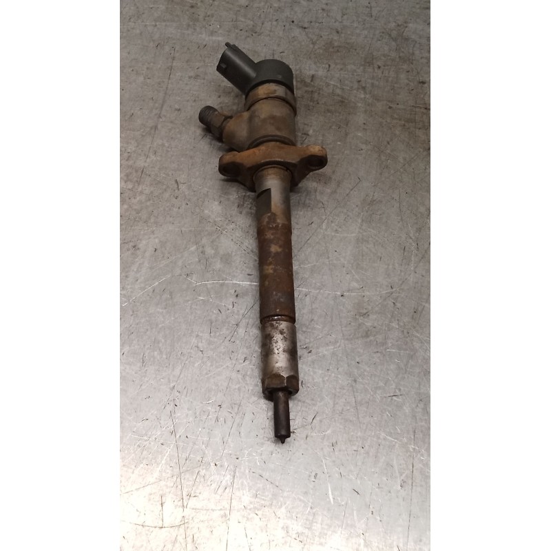 Recambio de inyector para ford focus c-max (dm2) 1.6 tdci referencia OEM IAM 0445110188 892080 BOSCH