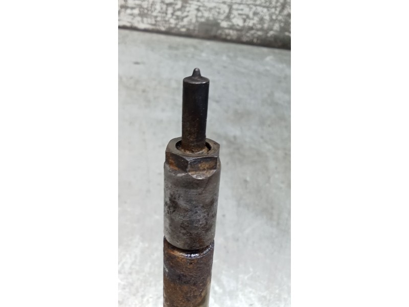 Recambio de inyector para ford focus c-max (dm2) 1.6 tdci referencia OEM IAM 0445110188 892080 BOSCH