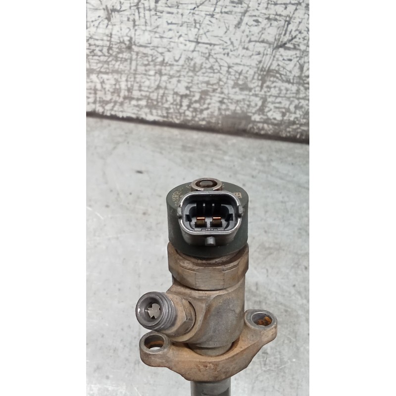 Recambio de inyector para ford focus c-max (dm2) 1.6 tdci referencia OEM IAM 0445110188 892080 BOSCH