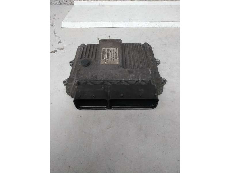 Recambio de centralita motor uce para fiat doblo cargo (223) 1.3 jtd referencia OEM IAM 51805371 MJD6F3D4 