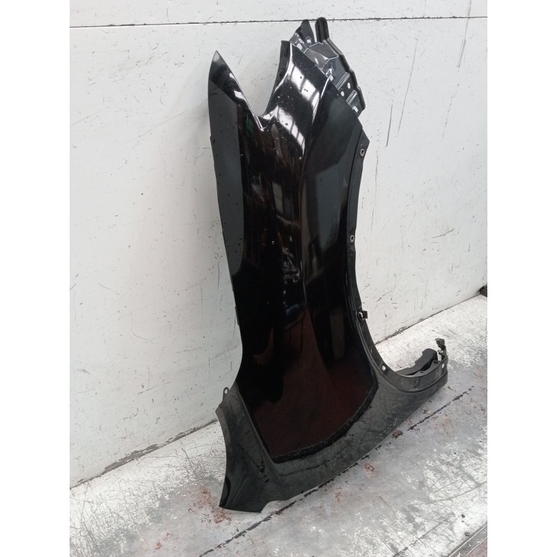 Recambio de aleta delantera derecha para nissan x-trail iii (t32_, t32r, t32rr) 1.6 dci all mode 4x4-i (nt32) referencia OEM IAM