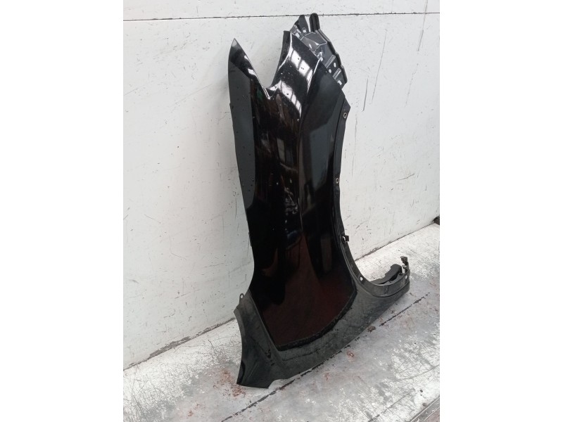 Recambio de aleta delantera derecha para nissan x-trail iii (t32_, t32r, t32rr) 1.6 dci all mode 4x4-i (nt32) referencia OEM IAM