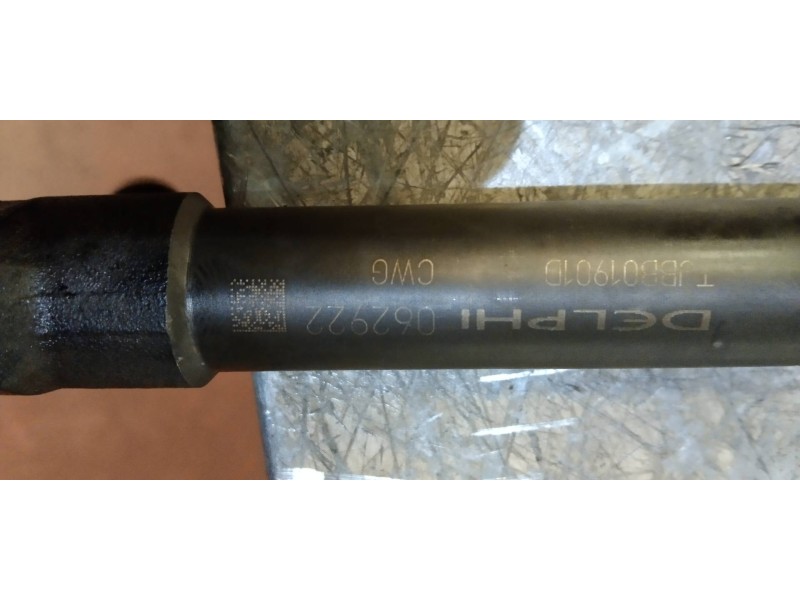 Recambio de inyector para opel combo (corsa c) familiar referencia OEM IAM TJBB01901D  