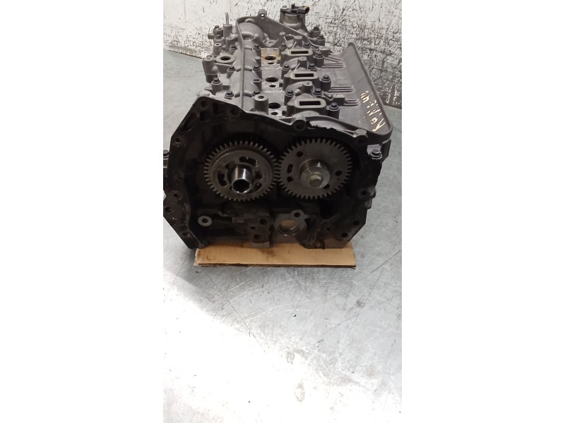 Recambio de culata para nissan x-trail iii (t32_, t32r, t32rr) 1.6 dci all mode 4x4-i (nt32) referencia OEM IAM 130C07962R R9M 4