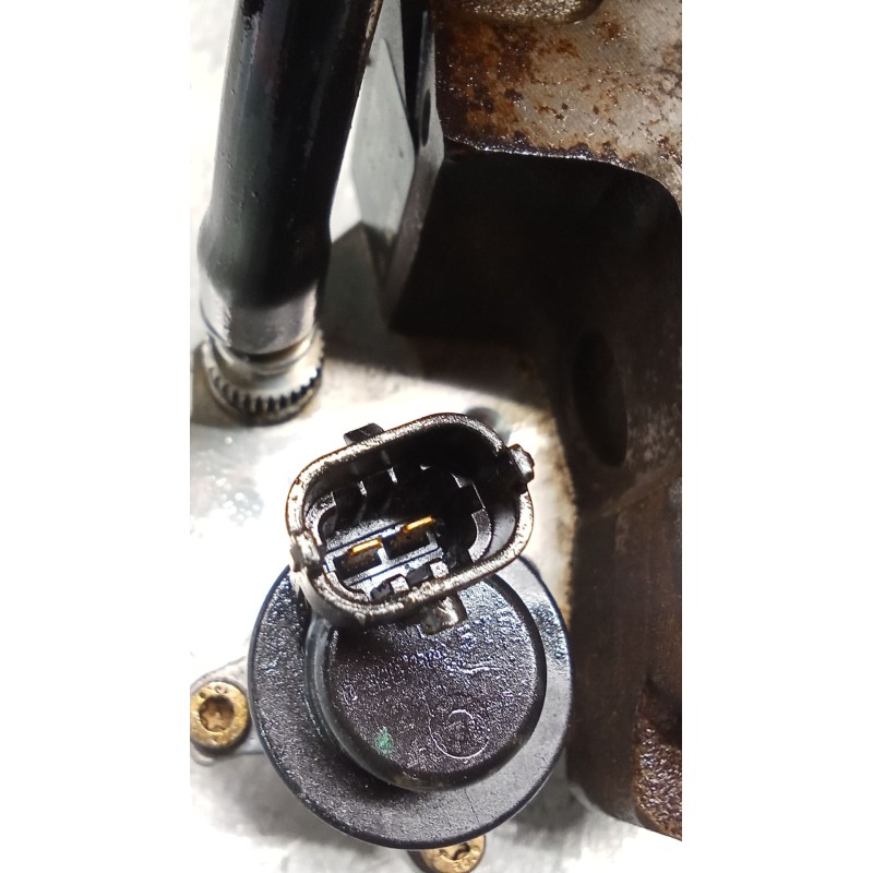 Recambio de bomba inyeccion para ford focus c-max (dm2) 1.6 tdci referencia OEM IAM 0445010089 9651844380 BOSCH
