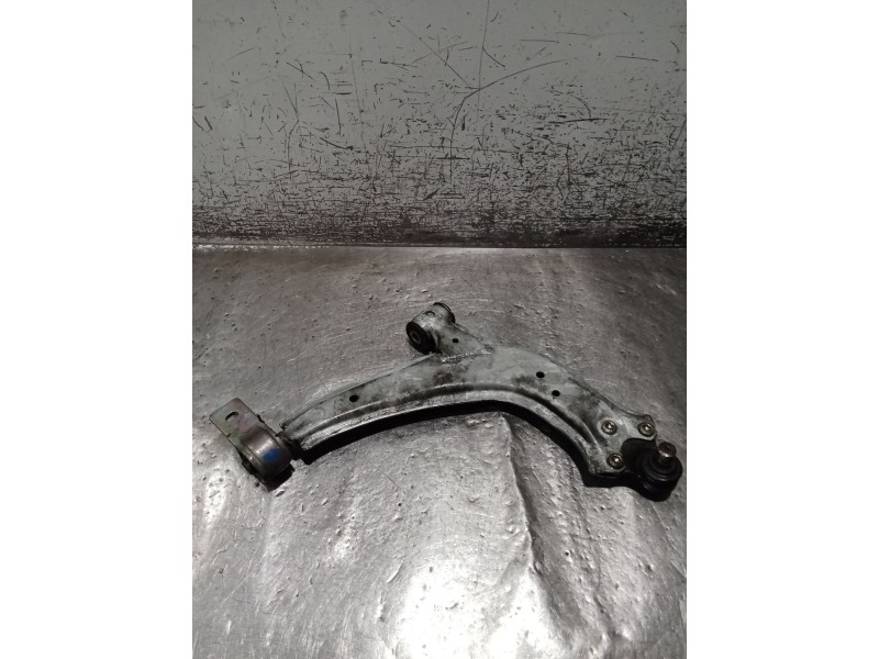 Recambio de brazo suspension inferior delantero derecho para citroën xsara (n1) 1.6 16v referencia OEM IAM   01