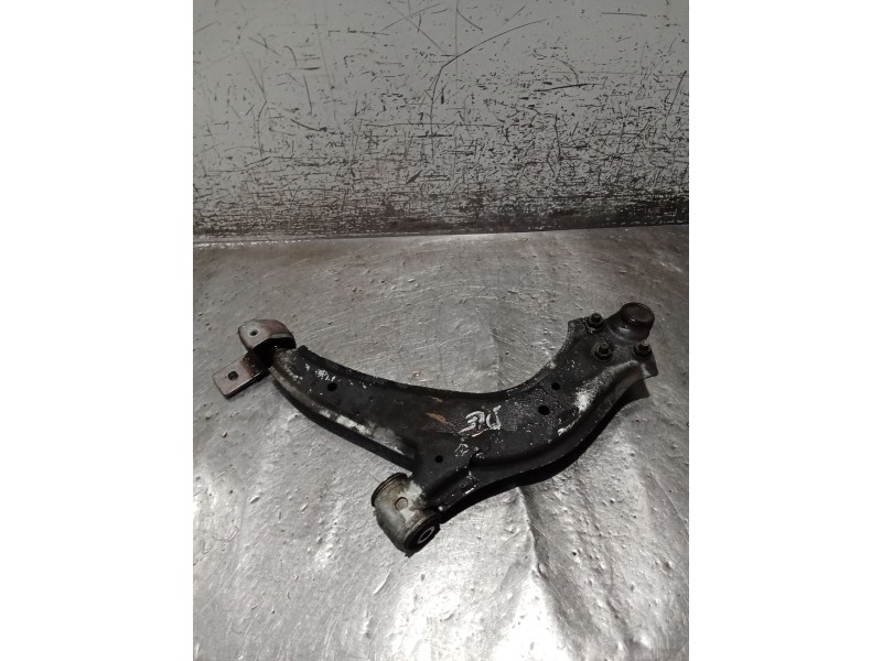 Recambio de brazo suspension inferior delantero derecho para citroën xsara (n1) 1.6 16v referencia OEM IAM   01