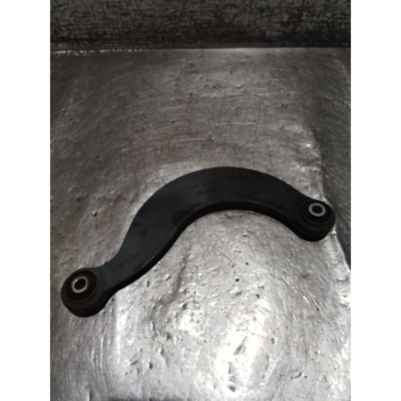 Recambio de brazo suspension superior trasero izquierdo para volvo v50 (545) 2.0 d referencia OEM IAM 3M515500AC  04