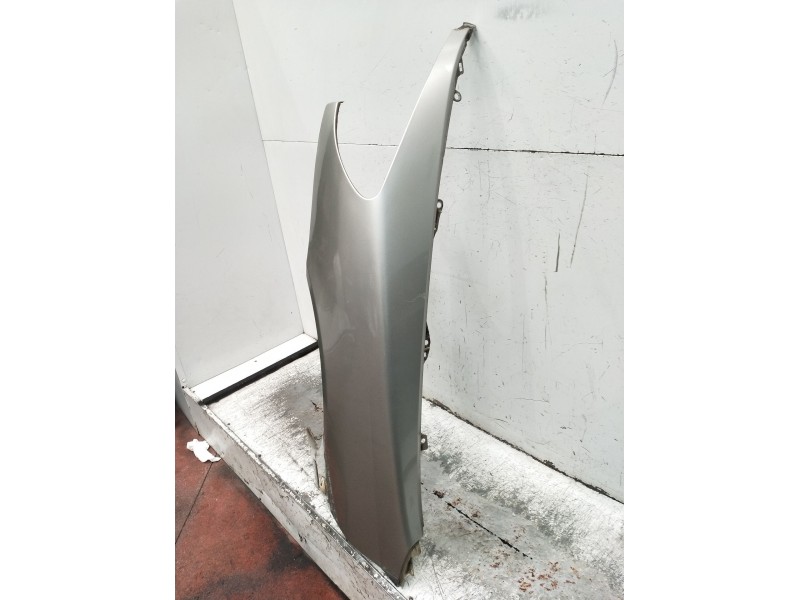 Recambio de aleta delantera izquierda para peugeot 607 (9d, 9u) 2.7 hdi 24v referencia OEM IAM   2004