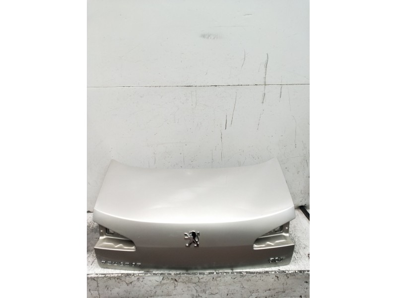Recambio de tapa maletero para peugeot 607 (9d, 9u) 2.7 hdi 24v referencia OEM IAM  4P 2004