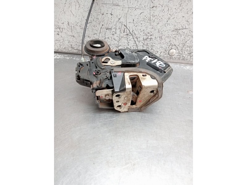 Recambio de motor cierre centralizado trasero derecho para toyota hilux vii pick-up (_n1_, _n2_, _n3_) 2.5 d-4d 4wd (kun25_) ref