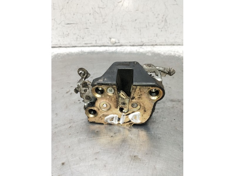 Recambio de motor cierre centralizado delantero derecho para fuso (mitsubishi) canter 3c13 referencia OEM IAM  2P 2003