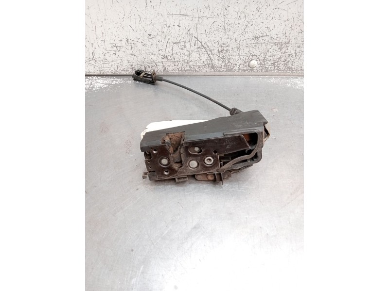 Recambio de motor cierre centralizado delantero derecho para seat alhambra (7v8, 7v9) 1.9 tdi referencia OEM IAM  5P 