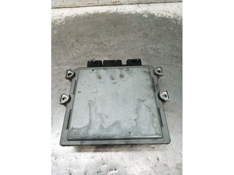 Recambio de centralita motor uce para citroën c3 i (fc_, fn_) 1.4 hdi referencia OEM IAM 5WS40176BT HW9647568180 245351556 2002