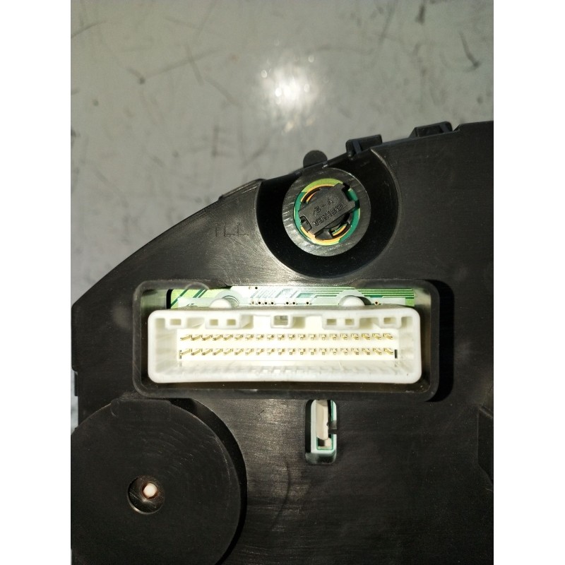 Recambio de cuadro instrumentos para nissan almera ii hatchback (n16) 2.2 dci referencia OEM IAM BN811 5X13198 2002