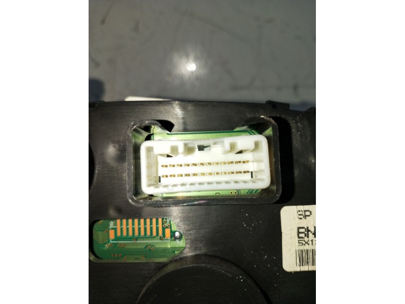 Recambio de cuadro instrumentos para nissan almera ii hatchback (n16) 2.2 dci referencia OEM IAM BN811 5X13198 2002