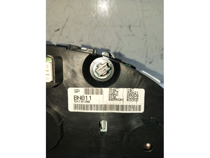 Recambio de cuadro instrumentos para nissan almera ii hatchback (n16) 2.2 dci referencia OEM IAM BN811 5X13198 2002