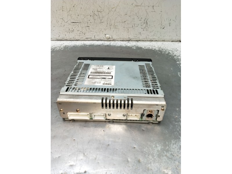 Recambio de sistema audio / radio cd para nissan almera ii hatchback (n16) 2.2 dci referencia OEM IAM 28185BN810 PN2598M 2002
