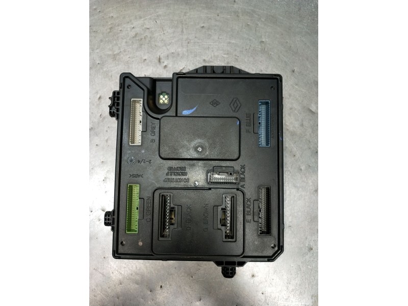 Recambio de modulo electronico para renault zoe (bfm_) zoe referencia OEM IAM 284B15472R BCM953810 S180180060 2016